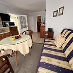 Villa Apartments *