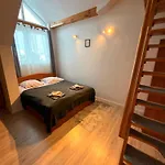 Villa Apartments Apartment *