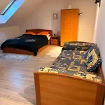 Villa Apartments Apartment *
