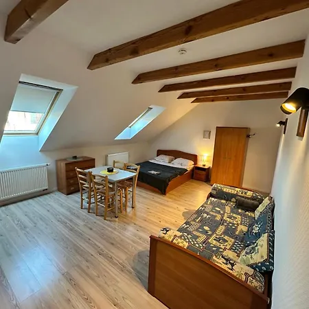 Villa Apartments Apartman