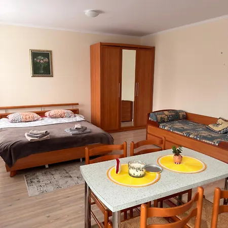 Villa Apartments Daire Palanga