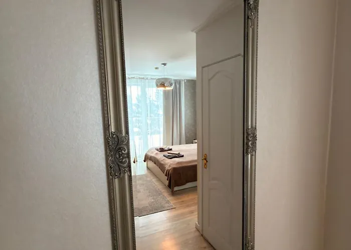 Villa Apartments 帕兰加