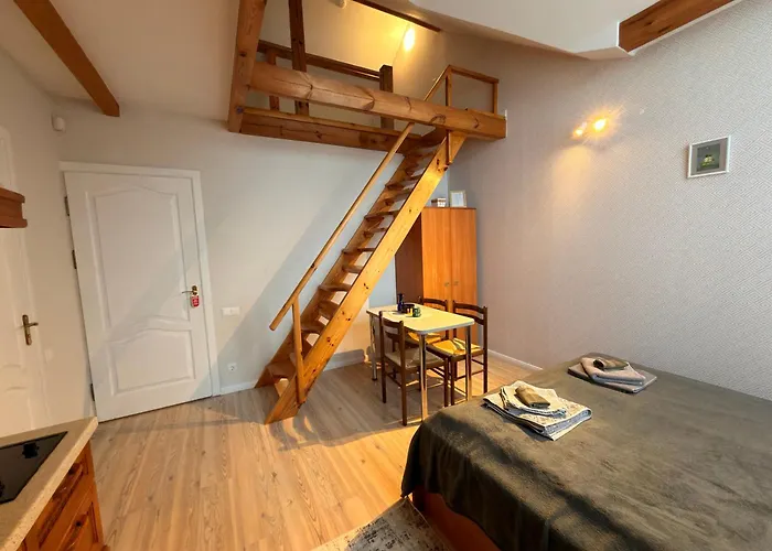 Villa Apartments 帕兰加