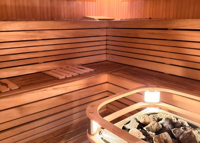 Villa Apartments * 帕兰加